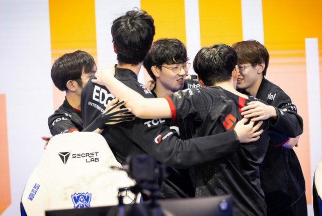 项古老而又 项古老而又