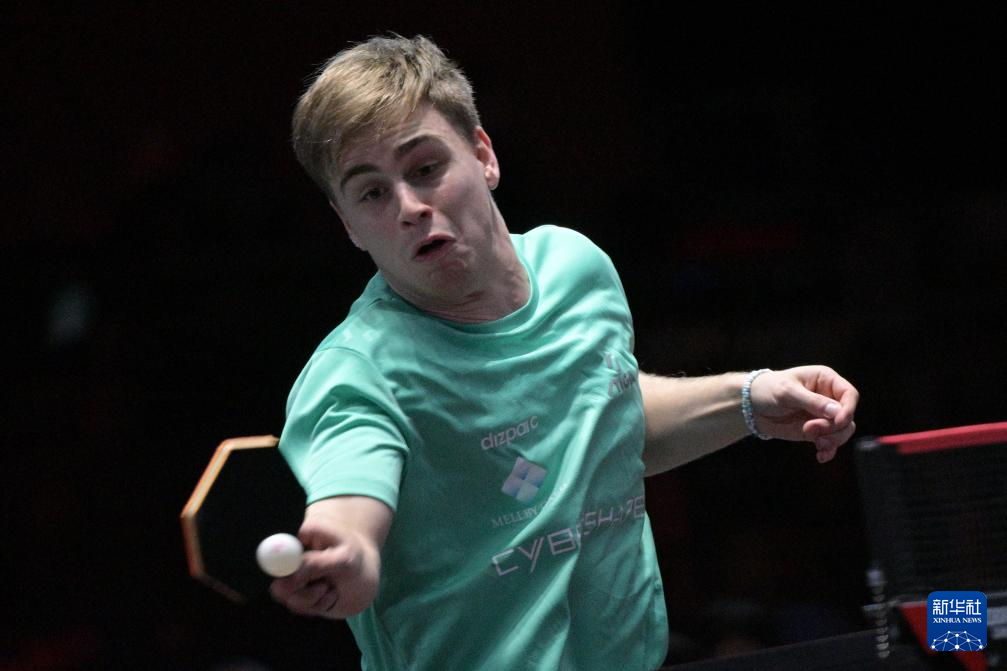 网前争夺和 网前争夺和