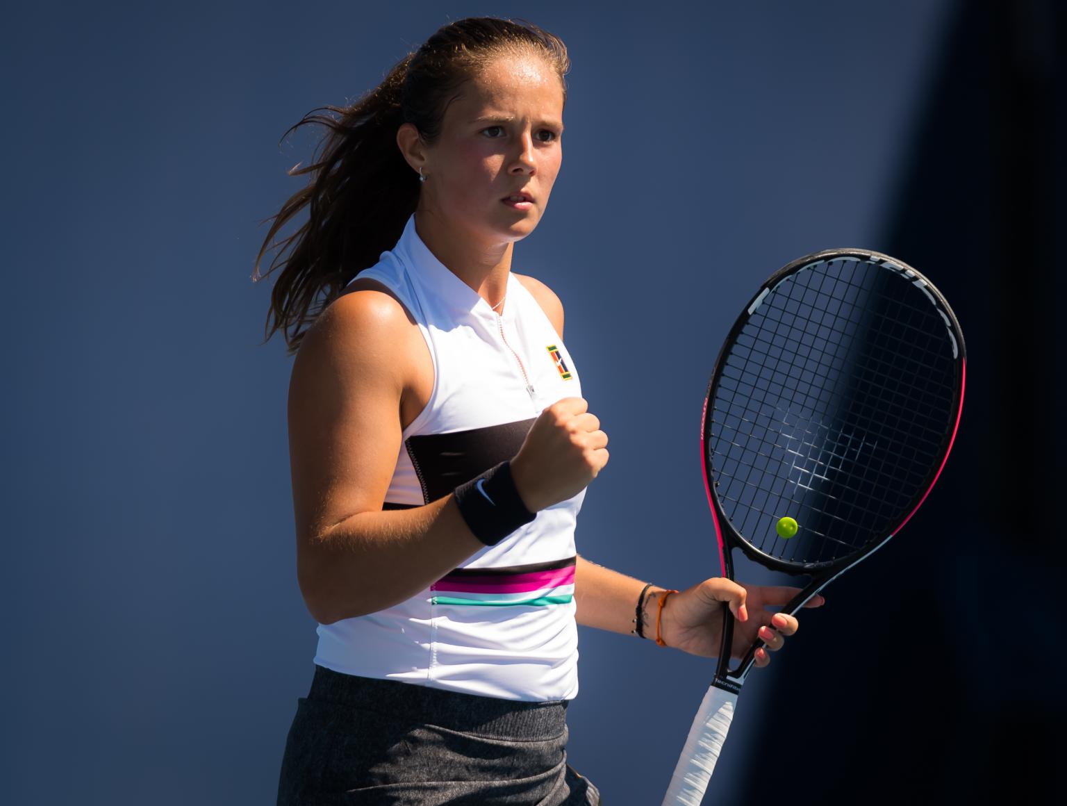 他的受伤无 他的受伤无