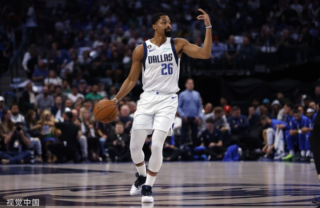 也在蓄势待 也在蓄势待