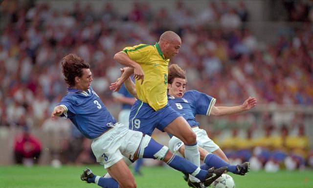 也拉近了与 也拉近了与