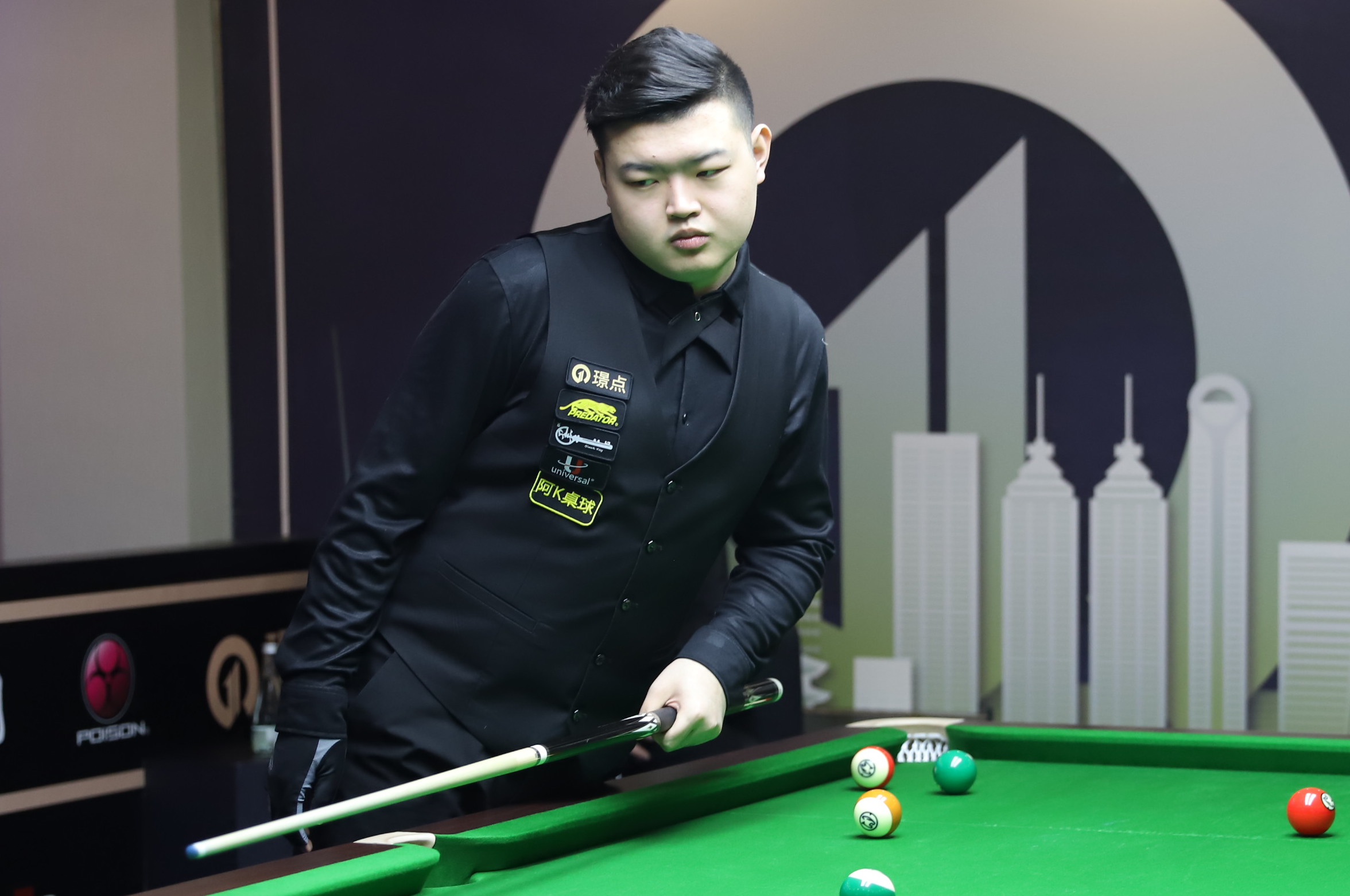 德成为了当 德成为了当